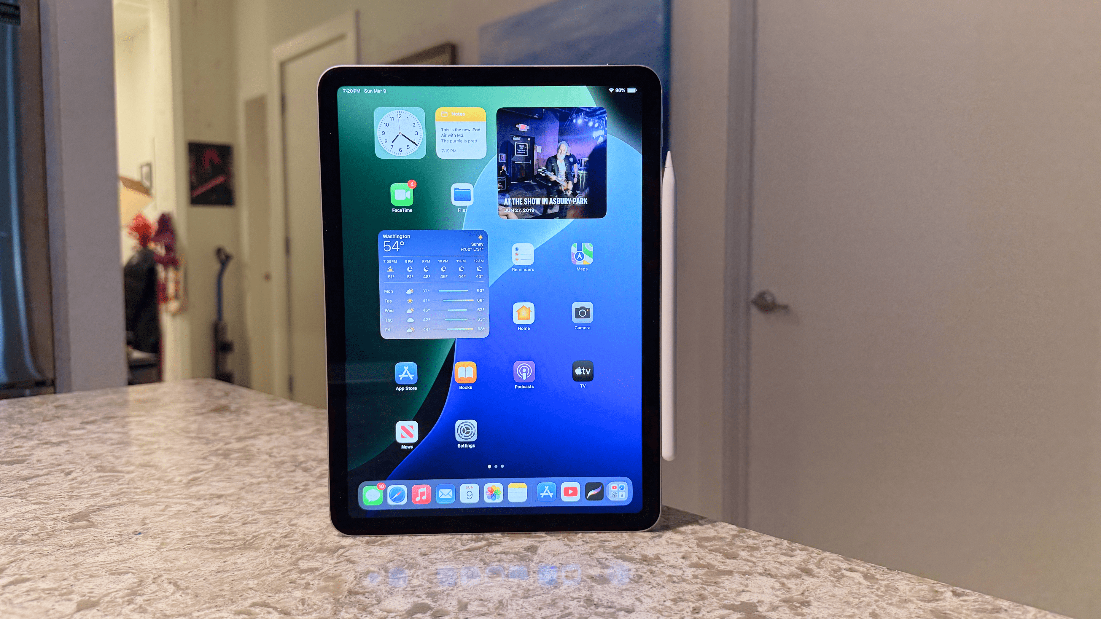 Apple iPad Air 2025