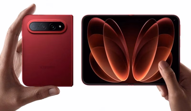 Smartphone pliabil Xiaomi 18 Fold