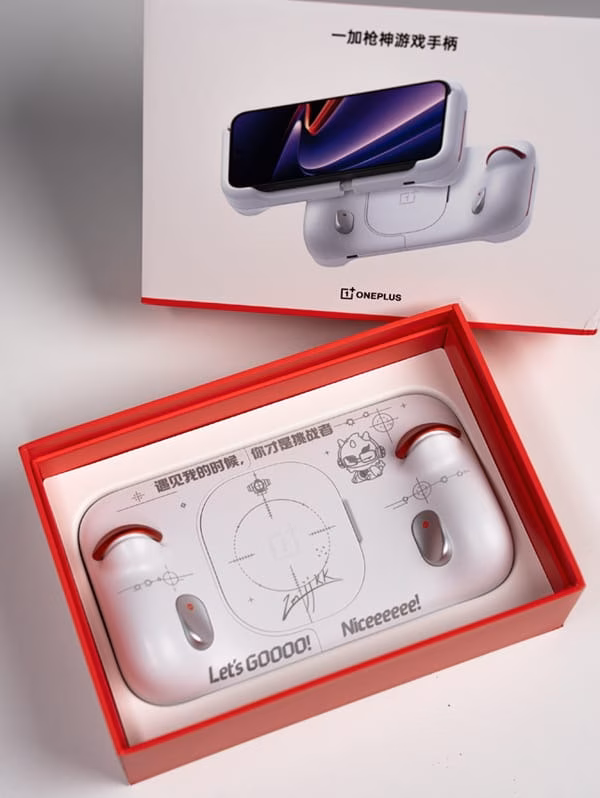 Controllerul OnePlus Gun God ZmjjKK Edition