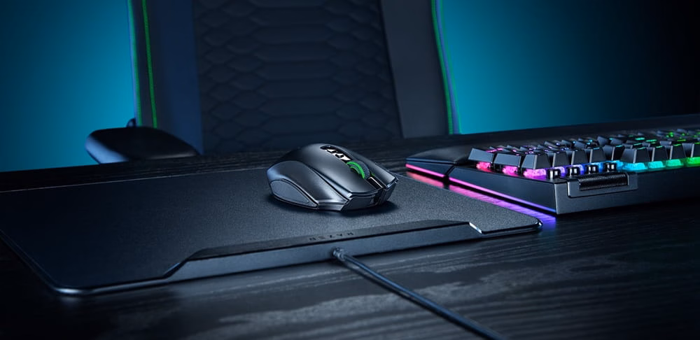 Sistem modular de panouri Razer Naga V3 Pro