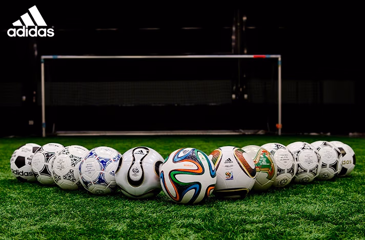 100 de ani de evoluție a mingilor de fotbal la Campionatele Mondiale: din 1930 până în 2026