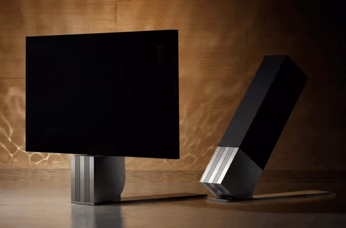 C SEED Bugatti N1: Складной Micro-LED телевизор по цене гиперкара