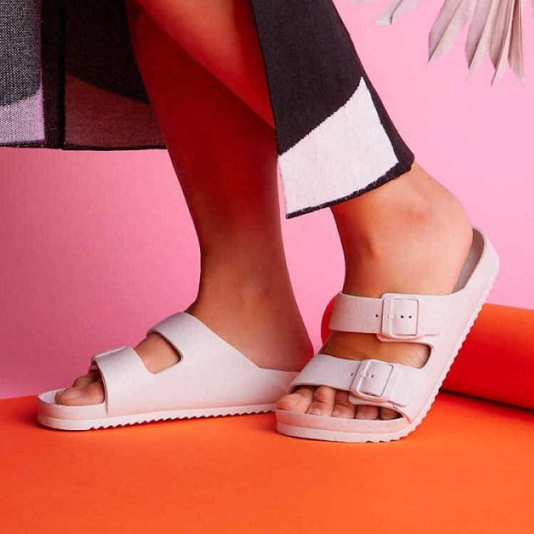 Slapi COQUI Slippers KONG pt Femei / 36 / Alb photo 4