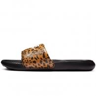 Шлепанцы Nike VICTORI ONE SLIDE PRINT thumbnav