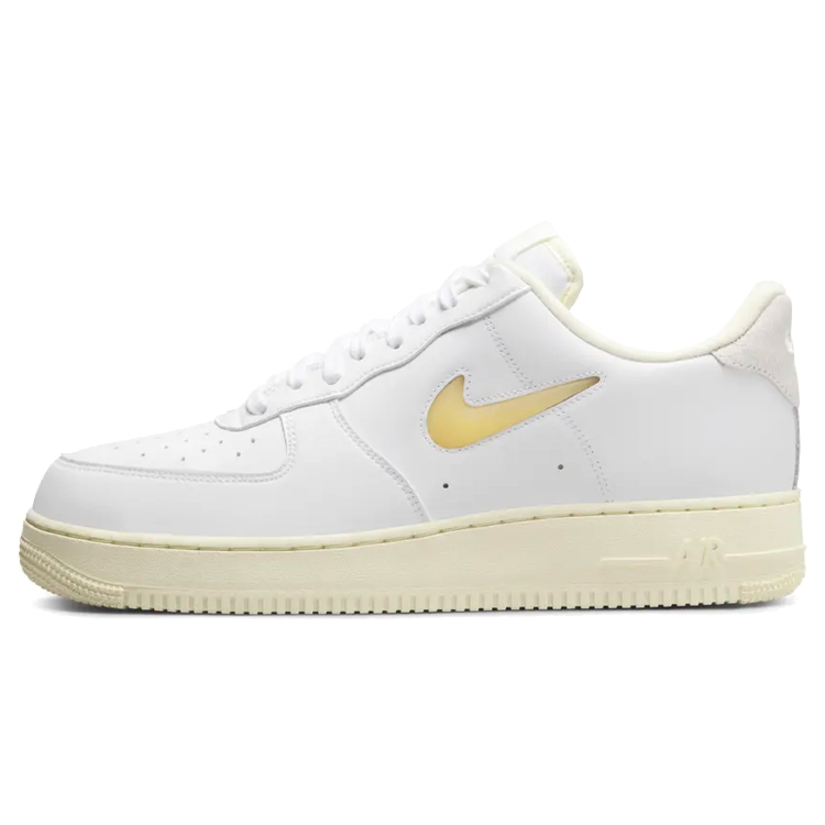 Кроссовки Nike AIR FORCE 1 07 LX photo 