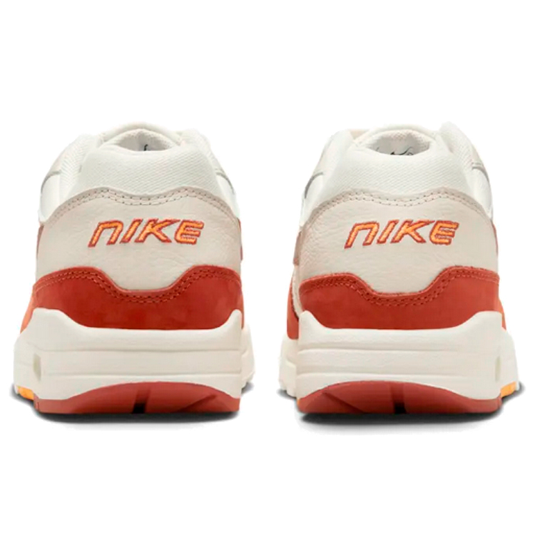 Кроссовки Nike W AIR MAX 1 LX / Женский / 39 / Белый/Синий photo 4