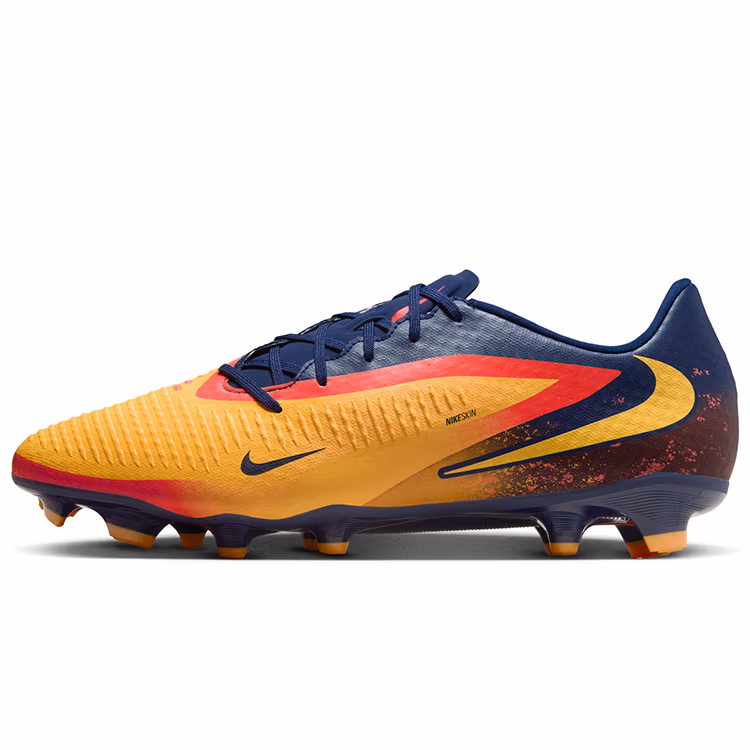 Бутсы Nike Phantom 6 Low Academy FG/MG