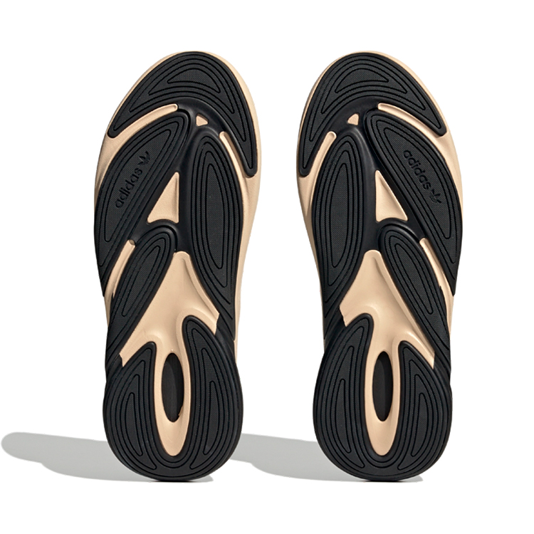 Incaltaminte Sport Adidas OZELIA pt Barbati / 41.5 / Bej photo 4