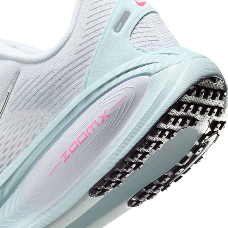 Кроссовки Nike VOMERO 18 photo 4