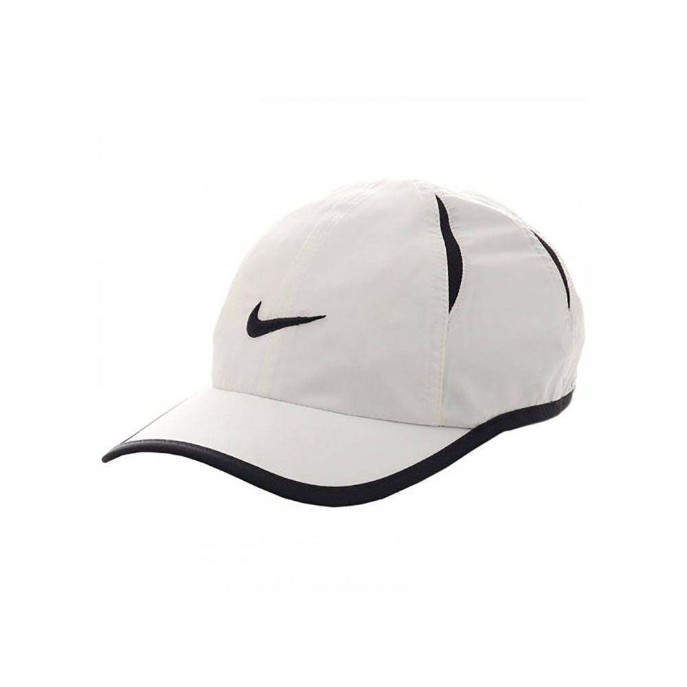 Chipiu Nike FEATHERLIGHT CAP photo Chipiu Nike FEATHERLIGHT CAP photo