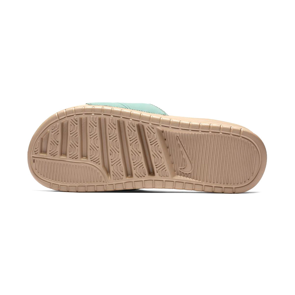 Slapi Nike BENASSI JDI ULTRA SE pt Femei / 36.5 / Verde photo 4