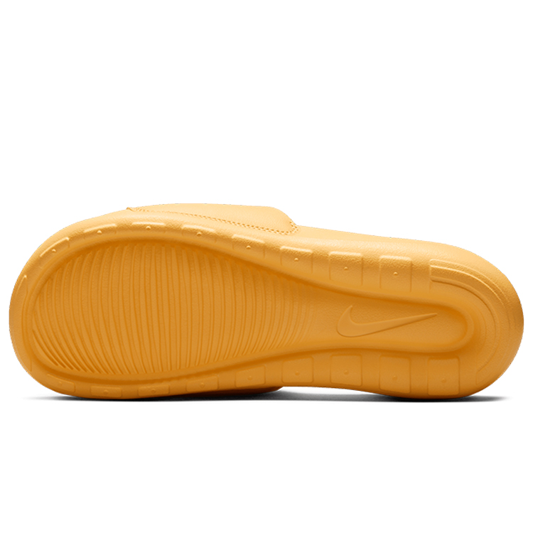 Шлепанцы Nike VICTORI ONE SLIDE / Женский / 40.5 / Оранжевый photo 3