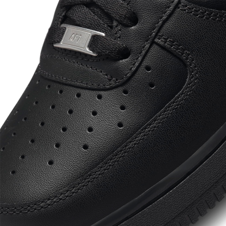 Кроссовки Nike AIR FORCE 1 07 / Мужской / 44 / Черный photo 4