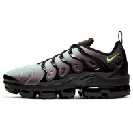 Кроссовки Nike AIR VAPORMAX PLUS thumbnav