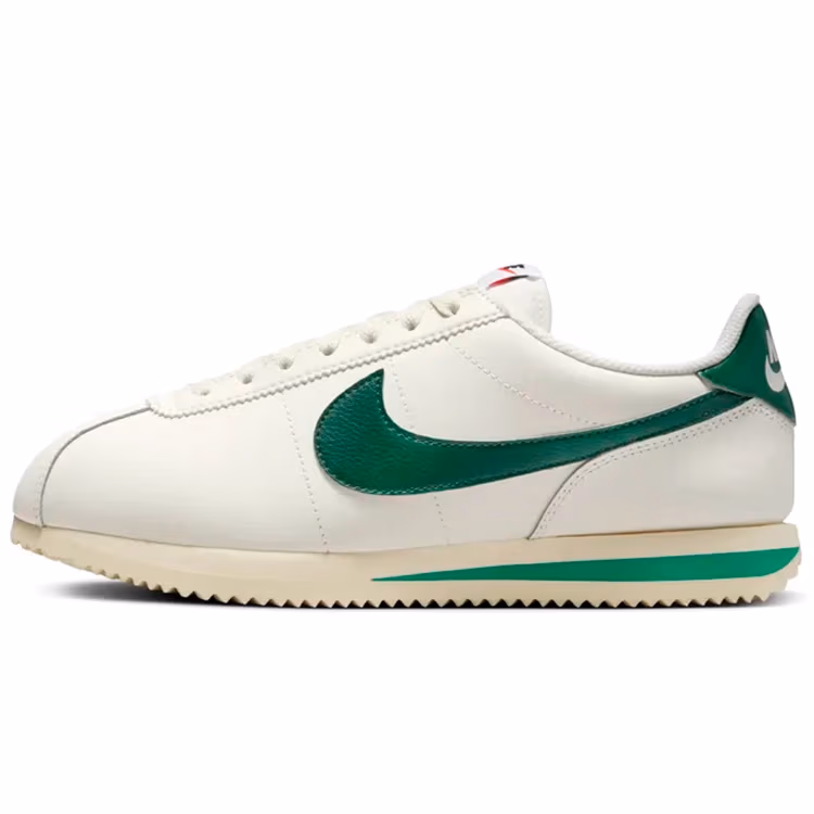 Sorti Nike M NSW SW AIR SHORT FT