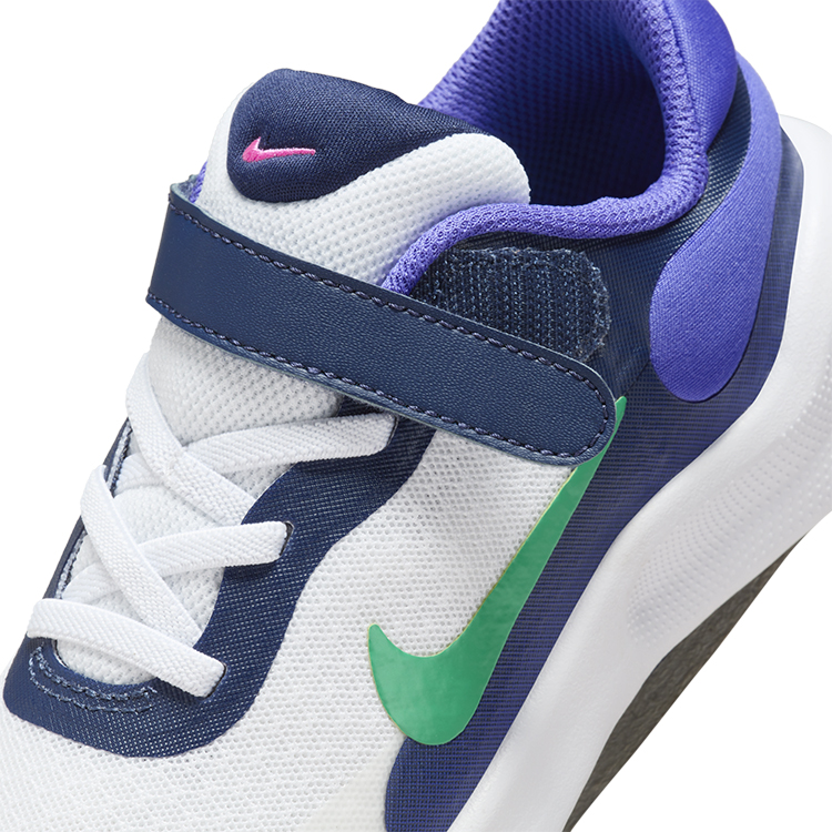 Кроссовки Nike REVOLUTION 7 (PSV) / Женский / 28.5 / Белый/Синий photo 5