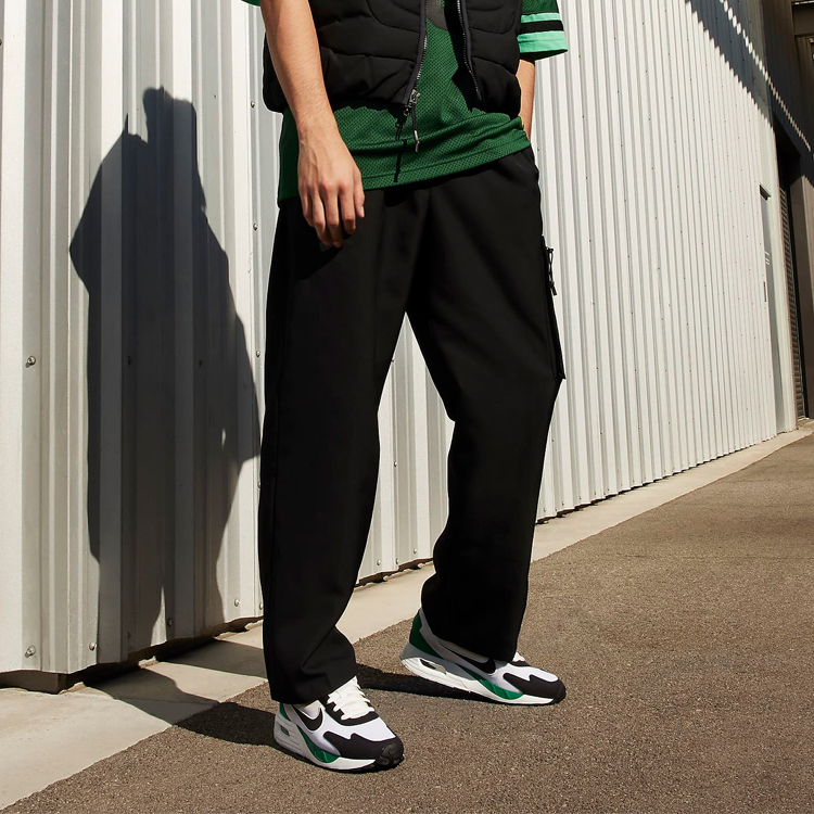 Incaltaminte Sport Nike AIR MAX SOLO pt Barbati / 47 / Alb-verde photo 5