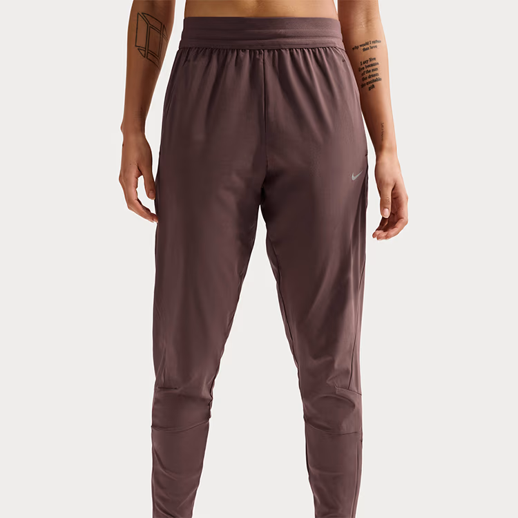 Брюки Nike Swift Dri-FIT