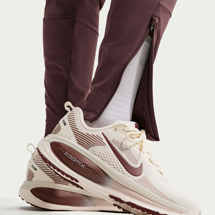 Брюки Nike Swift Dri-FIT photo 2