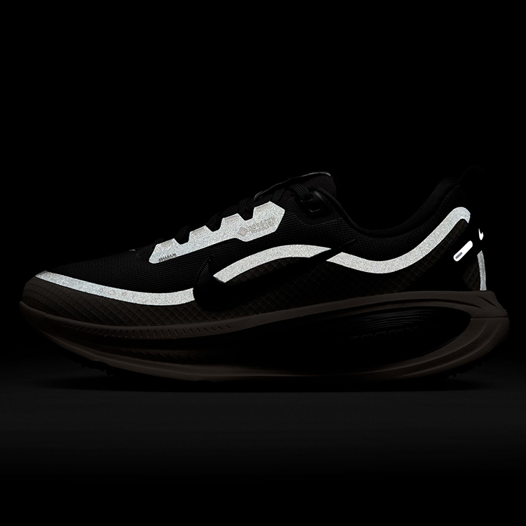 Incaltaminte Sport Nike W VOMERO 18 GTX photo 8