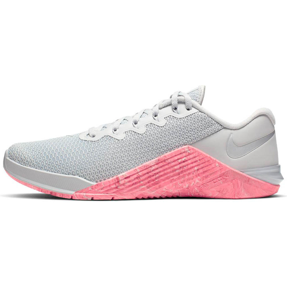 Кроссовки Nike WMNS METCON 5 / Женский / 36.5 / Серый/Розовый photo 1