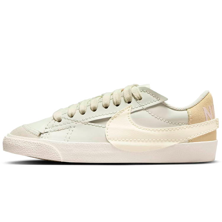 Кроссовки Nike W BLAZER LOW 77 JUMBO photo Кроссовки Nike W BLAZER LOW 77 JUMBO photo