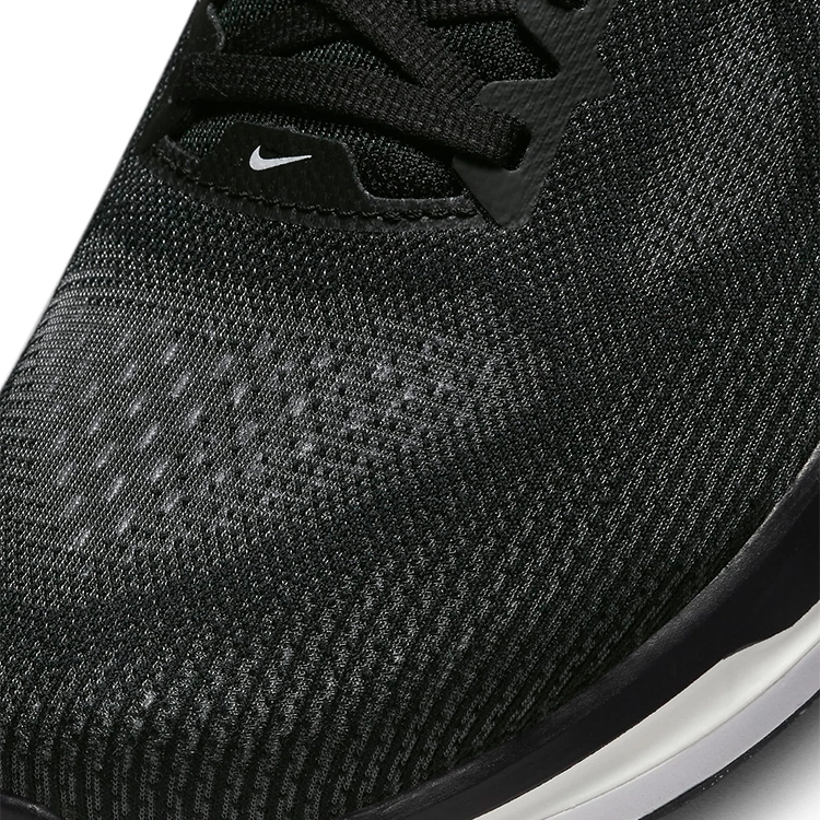 Кроссовки Nike VOMERO 17