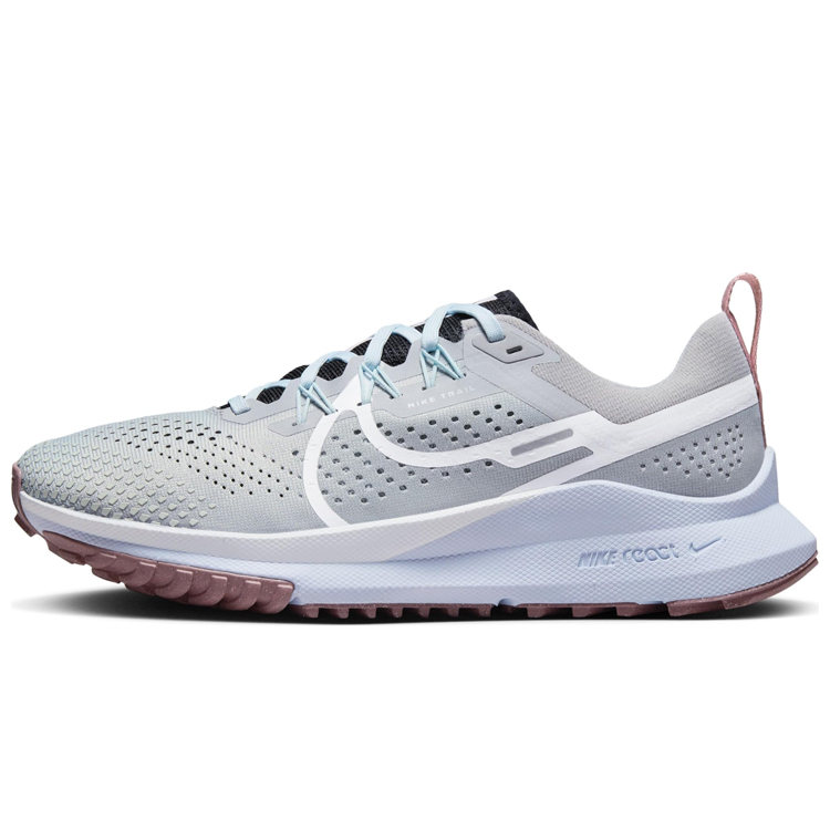 Кроссовки Nike W REACT PEGASUS TRAIL 4 photo Кроссовки Nike W REACT PEGASUS TRAIL 4 photo