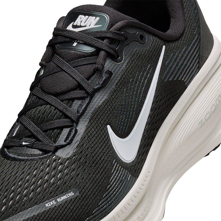 Кроссовки Nike VOMERO 18 photo 4