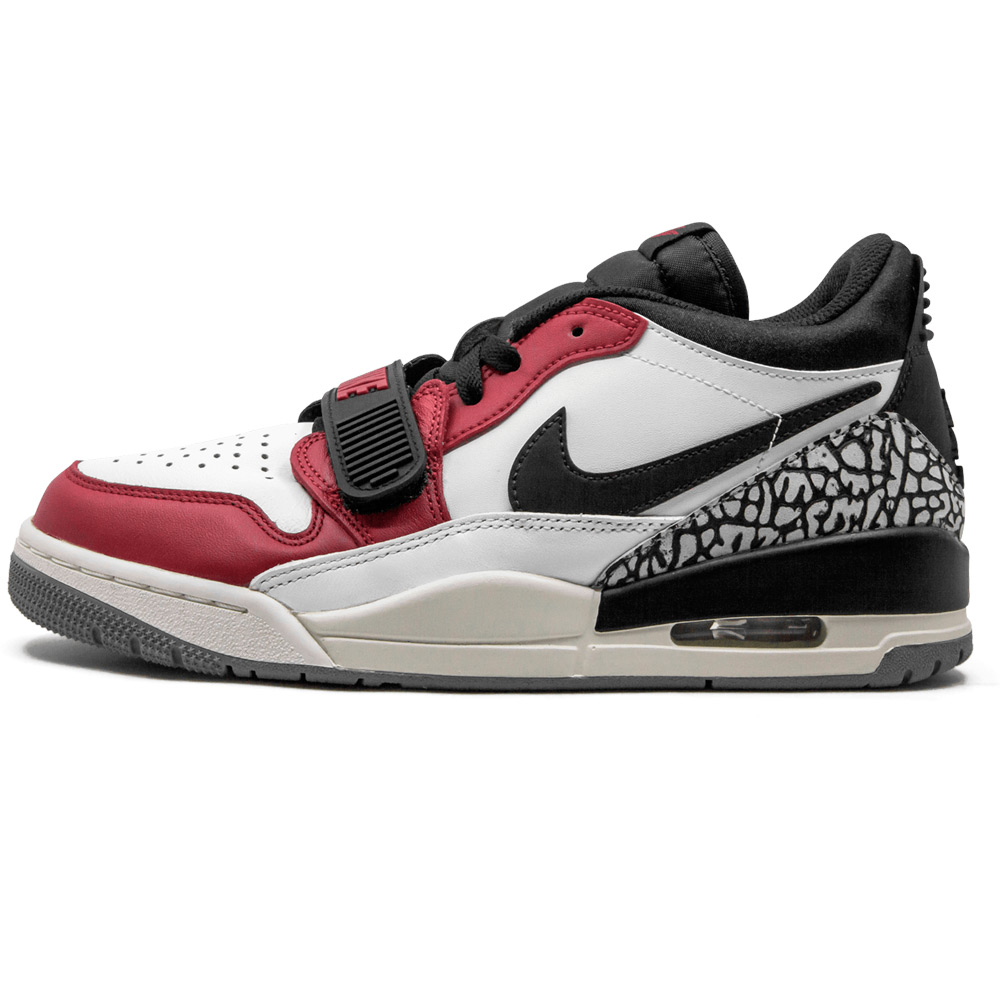 Кроссовки Nike AIR JORDAN LEGACY  / Мужской / 45 / Белый/Черный/Красный photo 1