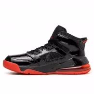 Кроссовки Nike JORDAN MARS 270