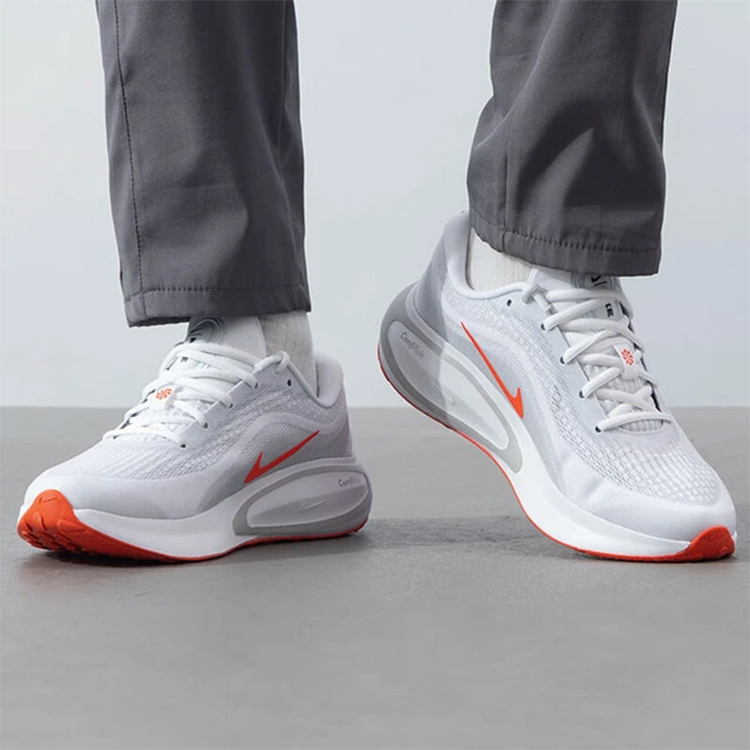 Incaltaminte Sport Nike JOURNEY RUN pt Barbati / 40 / Alb photo 3