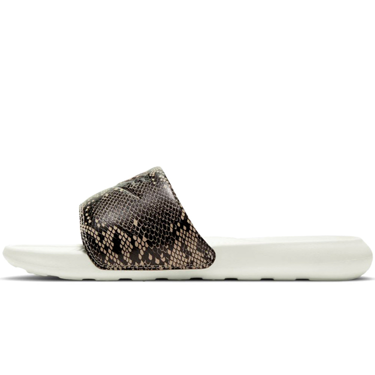 Slapi Nike W VICTORI ONE SLIDE PRINT photo 