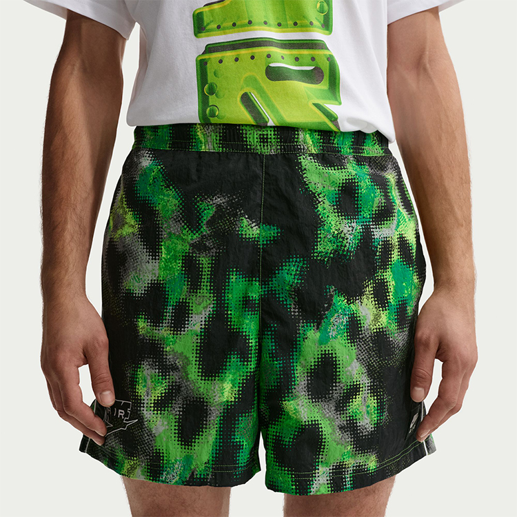 Шорты Nike AIR