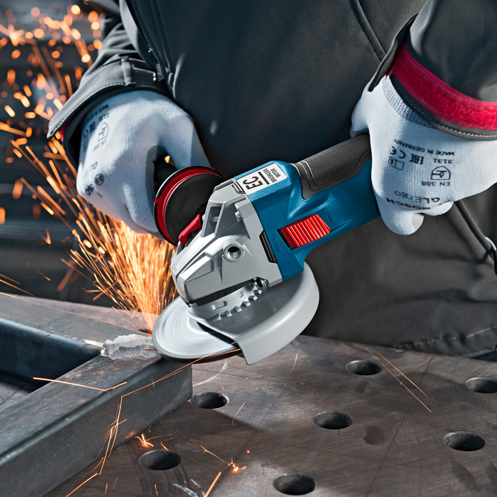 Угловая шлифмашина Bosch GWS 18V-10C 2x5.0Ah, 06019G310D photo 3