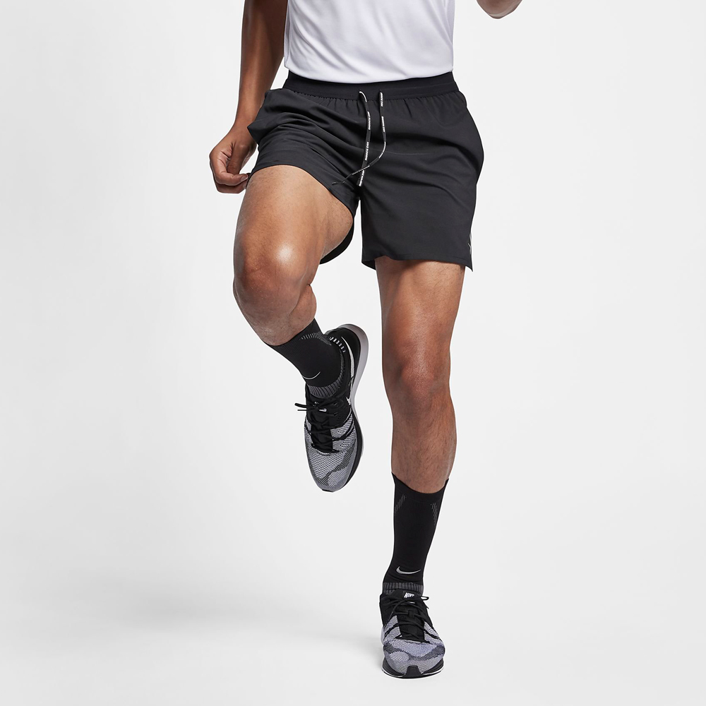 Sorti de bărbați Nike M NK FLX STRIDE SHORT 5IN BF L Negru photo 5