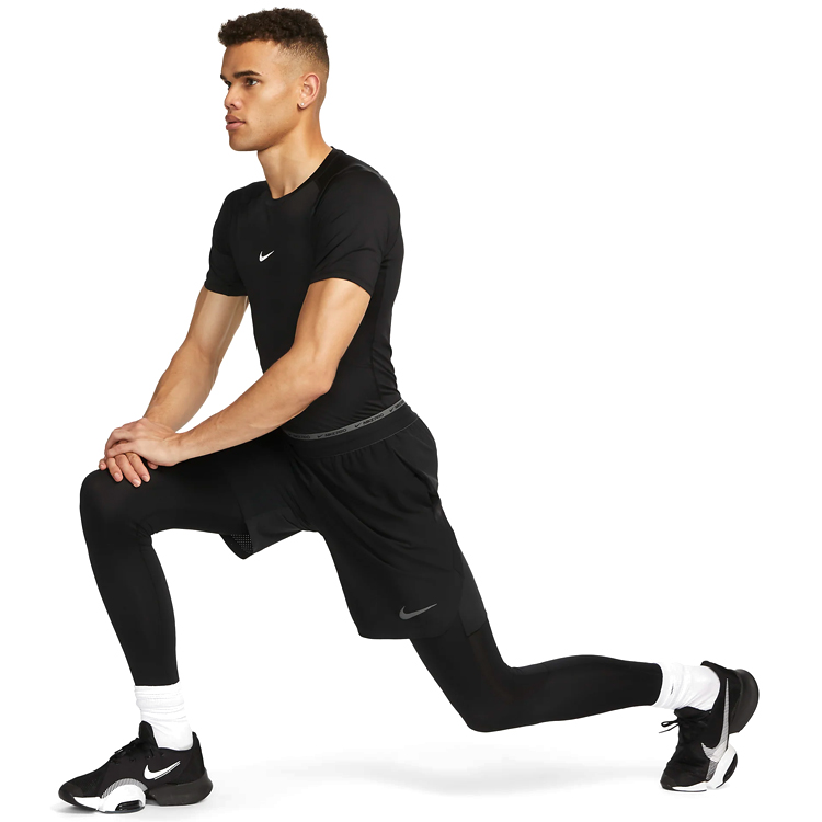Футболка мужская Nike M NP DF TIGHT TOP SS S Черный photo 3