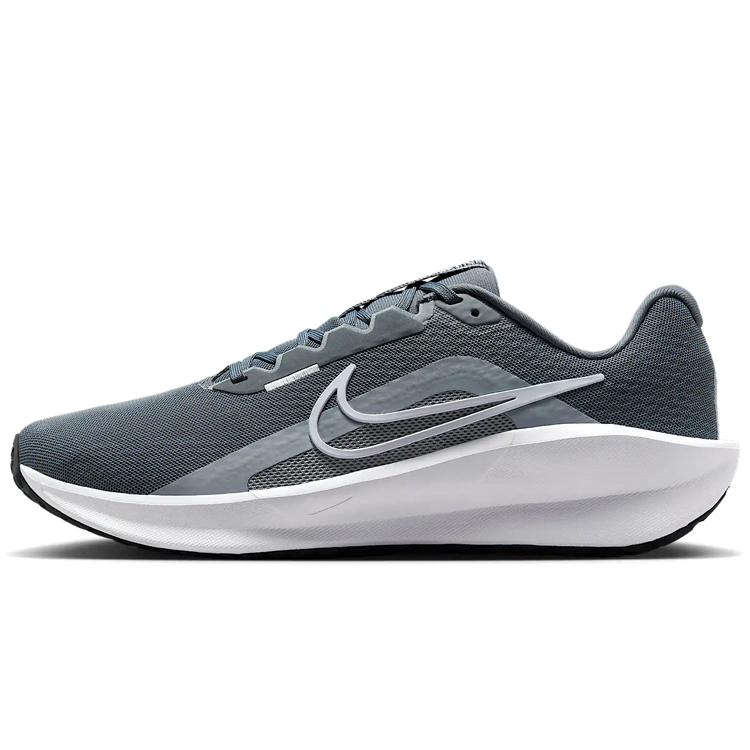 Incaltaminte Sport Nike DOWNSHIFTER 13 photo Incaltaminte Sport Nike DOWNSHIFTER 13 photo
