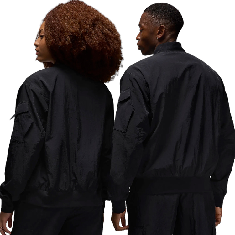 Geacă pt Barbati Nike M J ESS STMT LTWT RNGD JKT S Negru photo 3