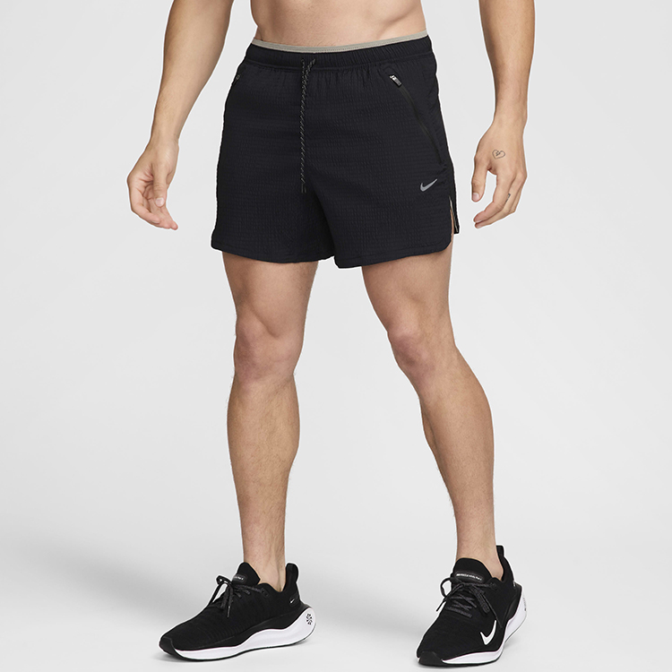 Sorti de bărbați Nike M NK DF RUN DIV STRIDE 5IN BF XL Negru photo 8