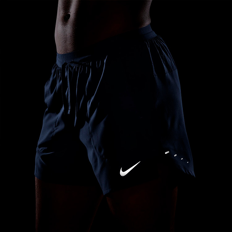 Sorti Nike Stride Dri-FIT photo 6