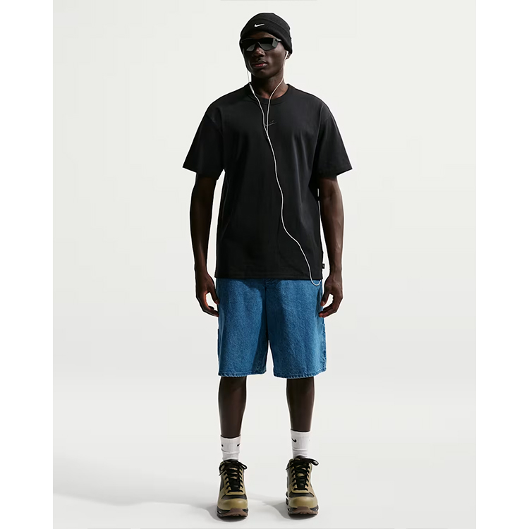 Футболка Nike Sportswear Premium photo 3