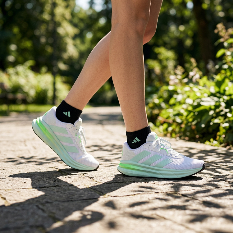 Кроссовки Adidas GALAXY 7 photo 4
