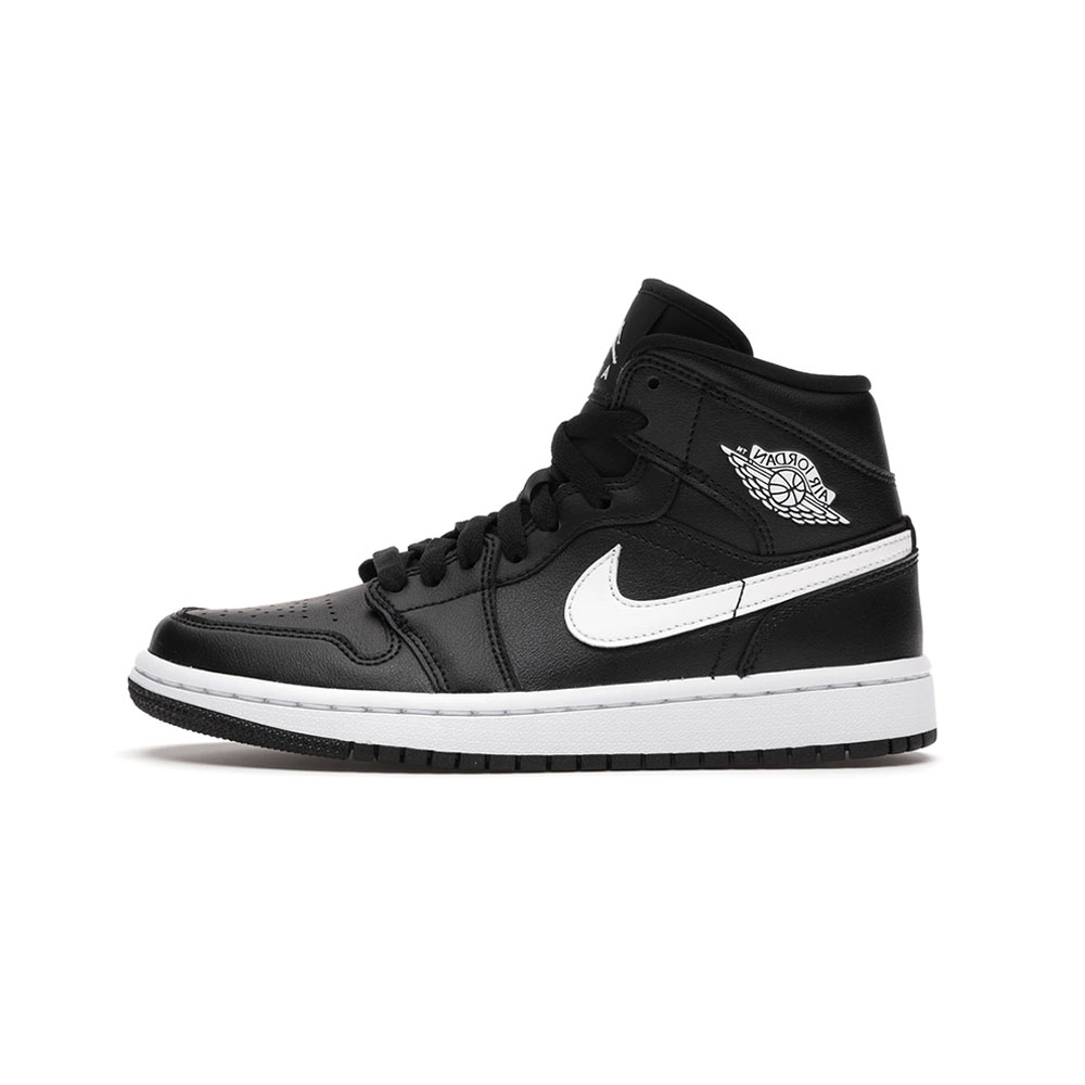 Кроссовки Nike WMNS AIR JORDAN 1 MID photo 