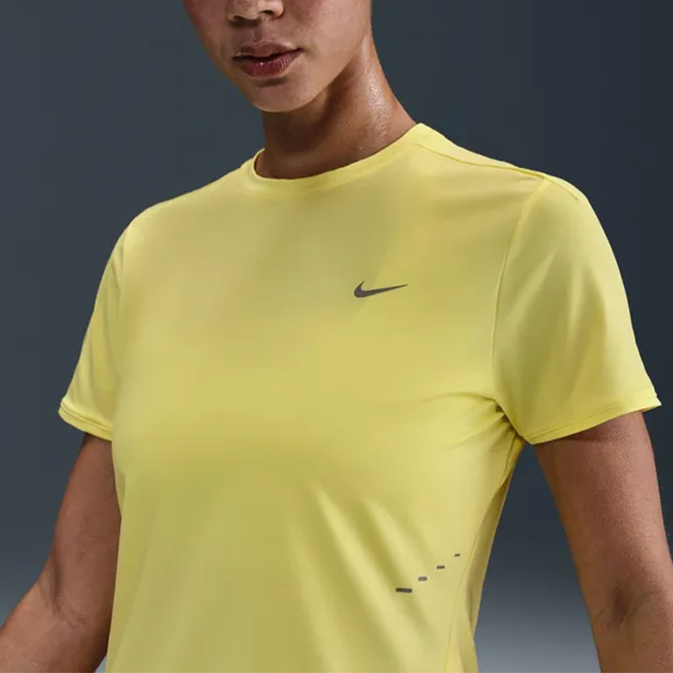 Tricou Nike W NK SWIFT DF SS TOP M Galben Femei photo 4