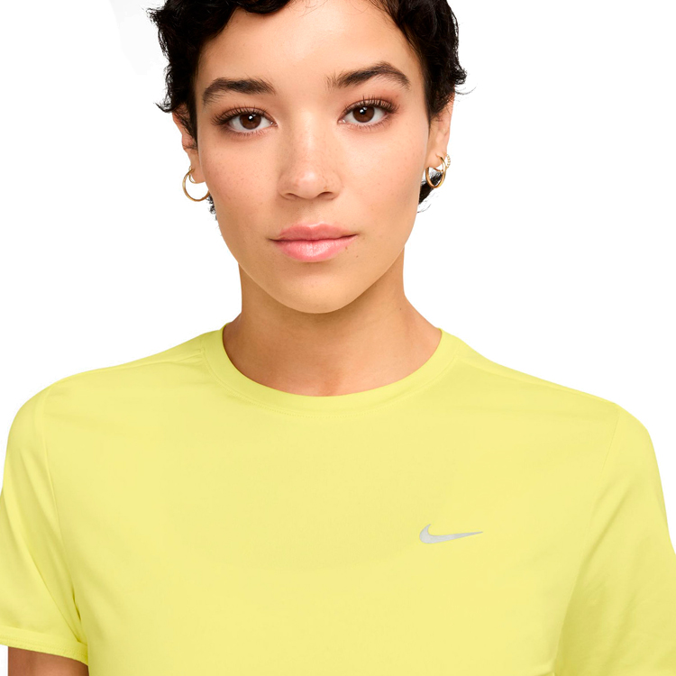 Tricou Nike W NK SWIFT DF SS TOP M Galben Femei photo 6