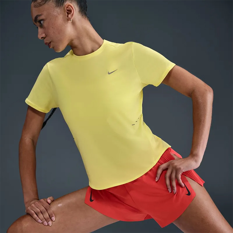 Tricou Nike W NK SWIFT DF SS TOP M Galben Femei photo 8