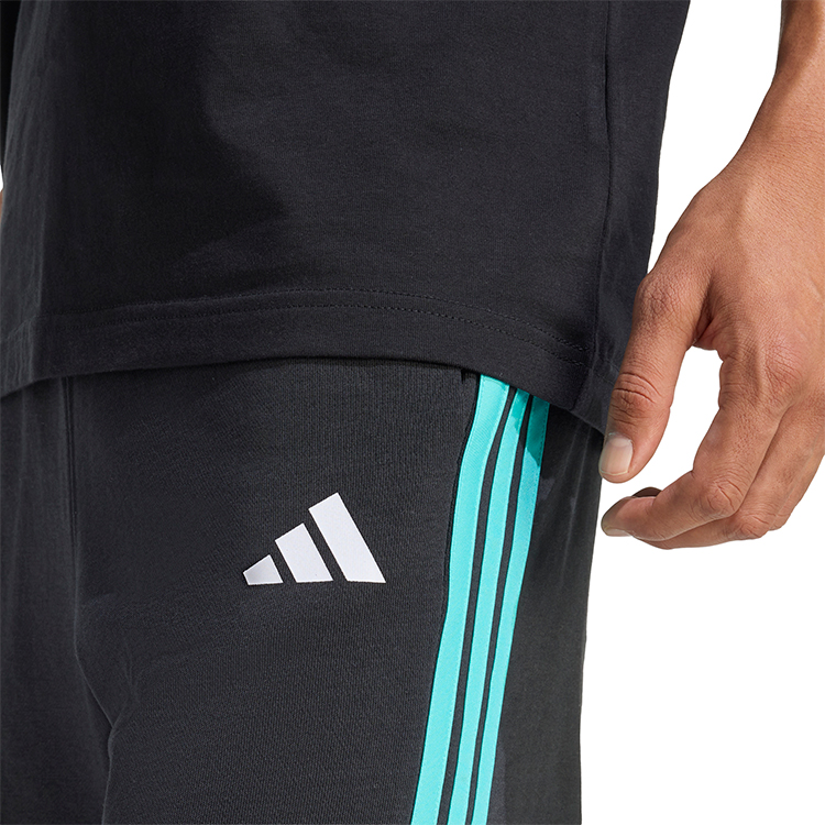 Sorti Adidas AMG PETRONAS FORMULA 1 photo 6