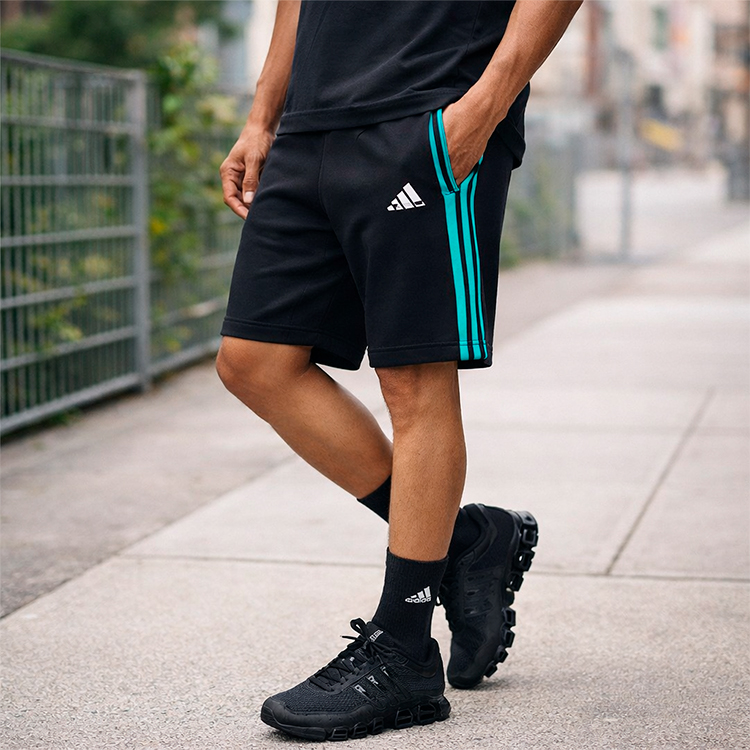 Sorti Adidas AMG PETRONAS FORMULA 1 photo 7