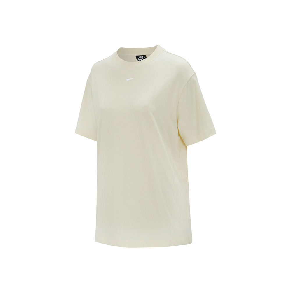 Футболка Nike W NSW ESSNTL SS TOP BF photo Футболка Nike W NSW ESSNTL SS TOP BF photo